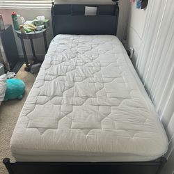 XL TWIN BED AND MATTRESS 