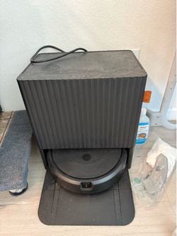 iRobot Vacuum + Mop + Autowash dock