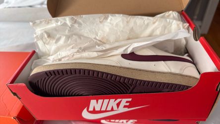 Men’s Nike size 10.5