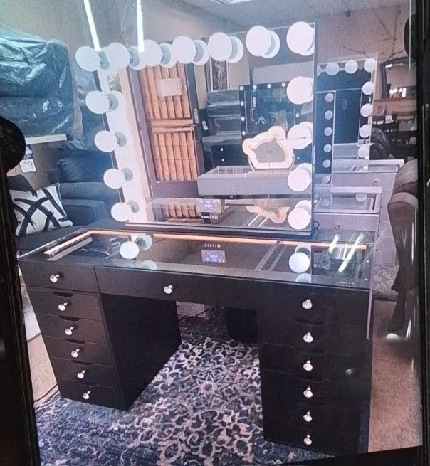 New Vanity Desk With Lights Sample Floor Only $1,059