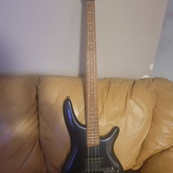 Ibanez SR300E 