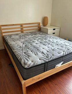 Queen Bed For Sale Great Condition