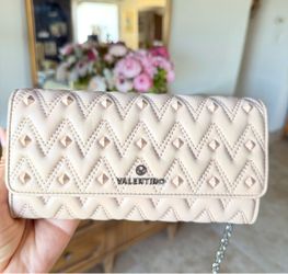 AUTHENTIC VALENTINO LIGHT PINK ADJUSTABLE HANDBAG