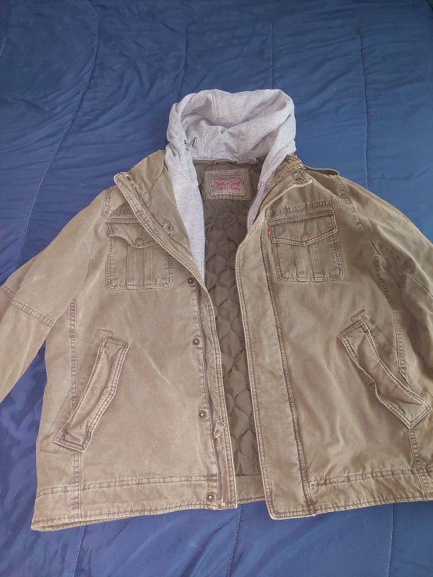 Levis Jacket Size XL, Military Green Color