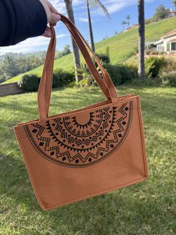 Women Stylish Tote Brand New 