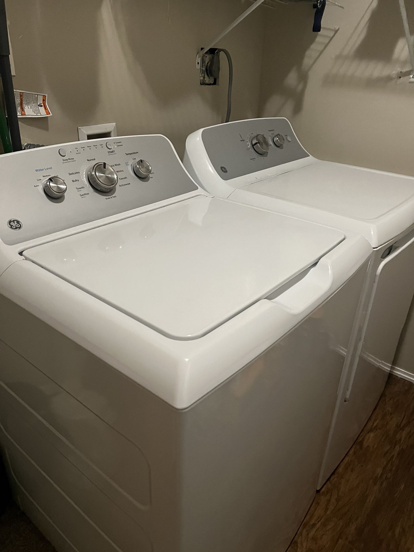 GE washer and Dryer