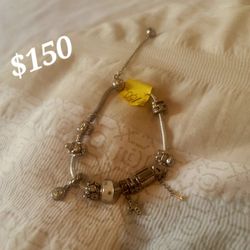 Pandora Original Color Silver ( Plata)   Cada Dije Cuesta Mas De $ 50