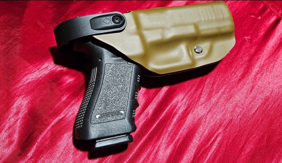 Level 2 Holster By Bully Holsters