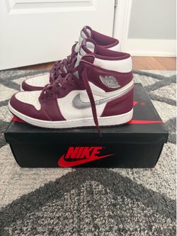 Air Jordan 1 Retro High OG Bordeaux/White Metallic Sliver