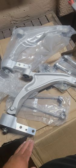 2009-----2015 Honda pilot 8 PCS front suspension rebuild kit