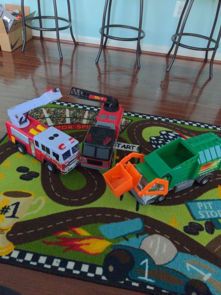Battery operated trucks. In good working condition