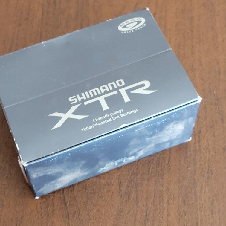 SHIMANO XTR RD-M952 SGS 9 SPEED NIB 952 Rear 11-Tooth pulleys JAPAN.
New, open box - see photos for details. UPC (contact info removed)17