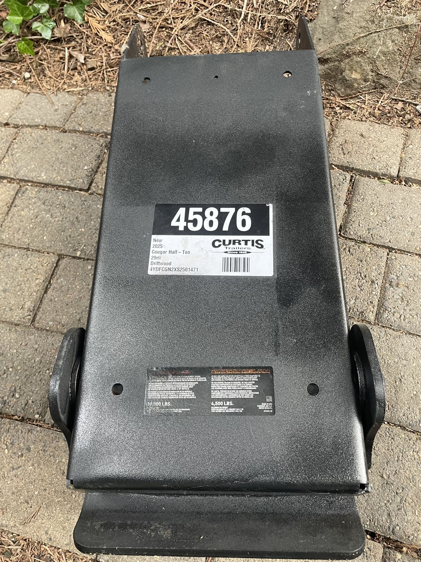 Fifth Wheel Hitch Lippart Road Armor.