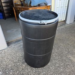 Deposito Hidroponico De 58 Galones Active Aqua Con Tapa Pre-preformada