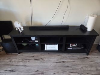 Black tv stand for free