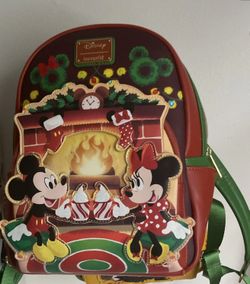 Disney Mickey and Minnie by the fireplace Loungfly