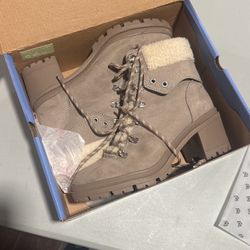 Jellypop Winter Boots - With Heel - 9.5w