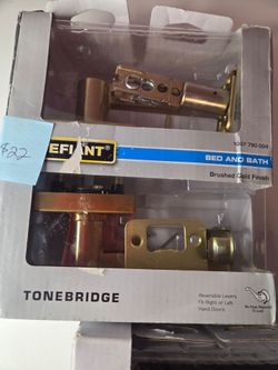 Defiant Bed and Bath door handles.  NEW
