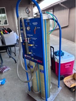 Automotive coolant flush machine