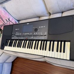 Korg Pa600