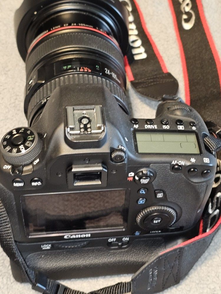 Canon 6D Body Only W/ Battery Grip 