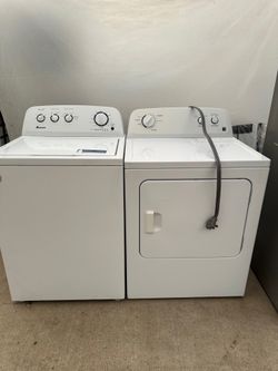 Amana washer and dryer laundry set