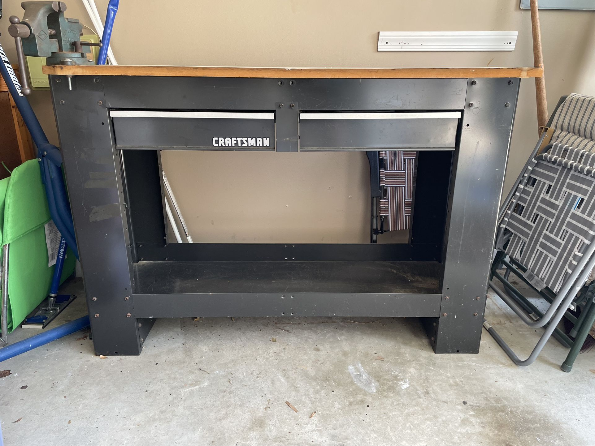 Craftsman Quality Workbench With Vice
