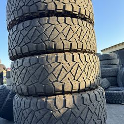 37x12.50r18 Nitto Tires En Excelente Conditiones De Vida Las 4