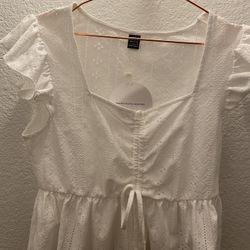 Women’s Top Size L.. New With Tags
