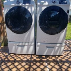Samsung Front Load Washer And Dryer Set 