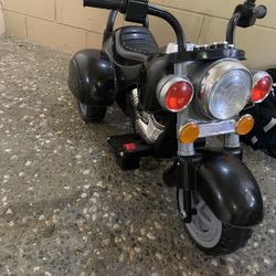 Electric Chopper Trike Kids Motorcycle (Ride Along)