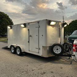 2020. 7x16 enclosed trailer fully insulated, multiple power outlets, led lights inside and more 