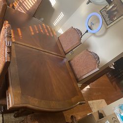 Large Dinning Room Table 