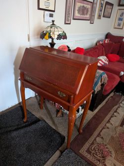 Free desk vintage was moms