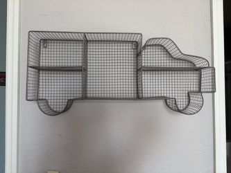 Metal Wire Truck-Shaped Wall Shelf