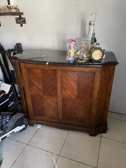 Bar Island Stand