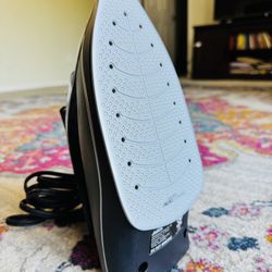Iron Box With Steam Option
