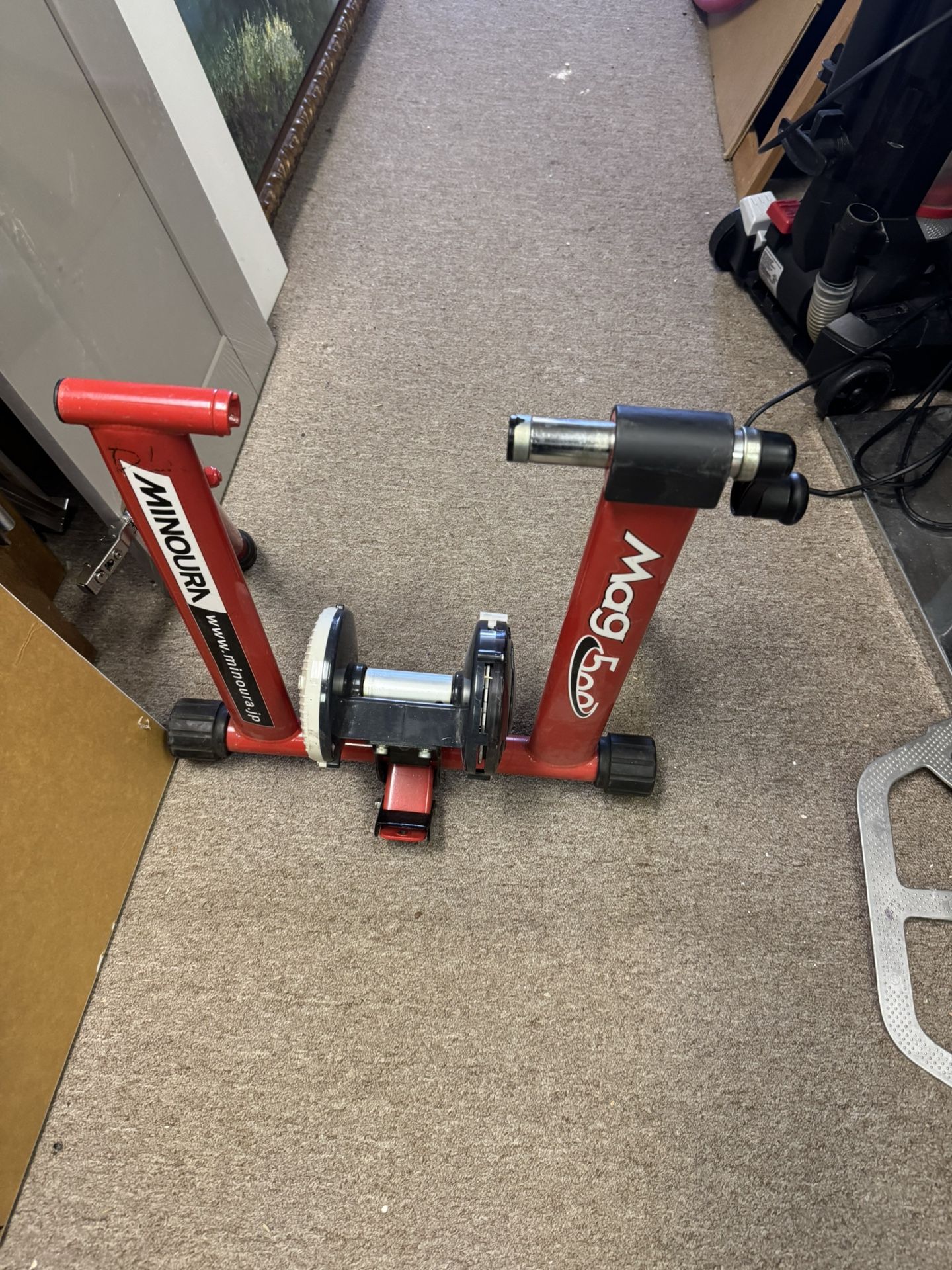 Minoura Bicycle Trainer New
