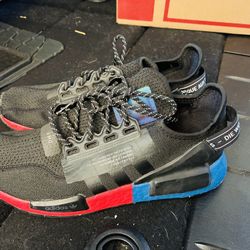 Adidas NMD R1 V2 Black