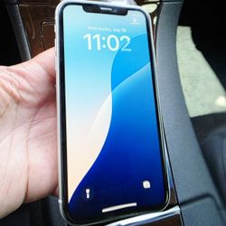 iPhone XR 64GB Excellent Condition Att T-Mobile Cricket 