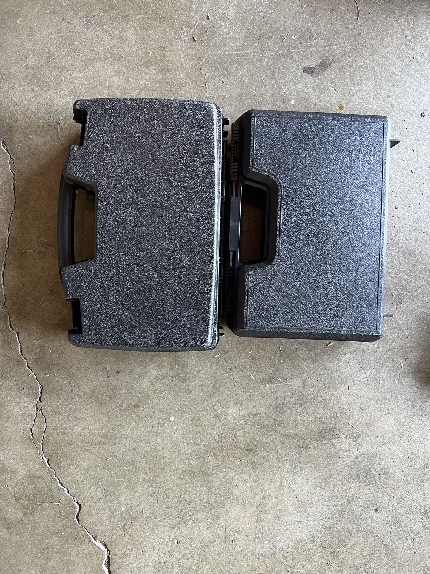 2 Handgun Cases