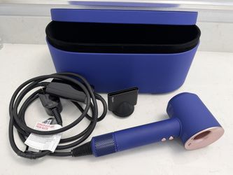 Special Edition Dyson Supersonic Hair Dryer Vinca Blue rose gold with case attachment 