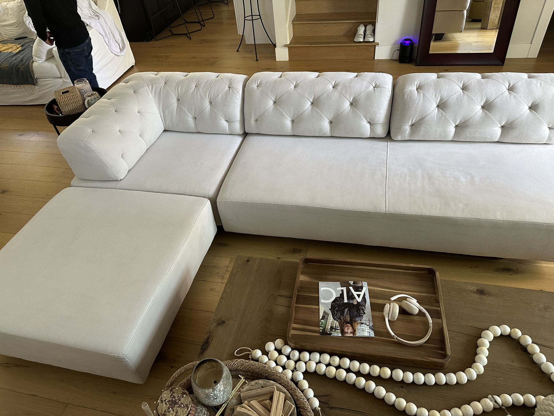 White Modern Sofa Set 