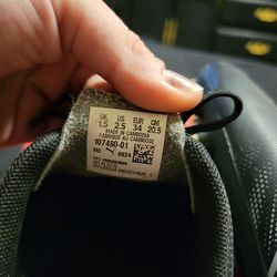 puma soccer cleats 2.5