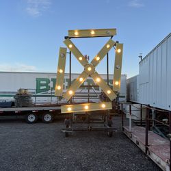 Mobile runway lights