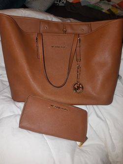 Michael Kors purse and wallet