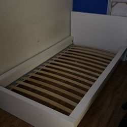 Twin bed frame