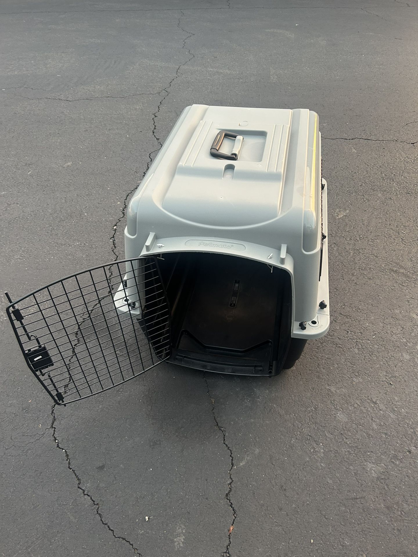 Pet Kennel