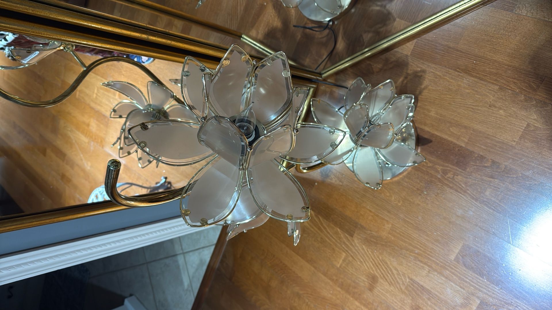 Antique 1970 Lotus flower Floor Side Table Lamp