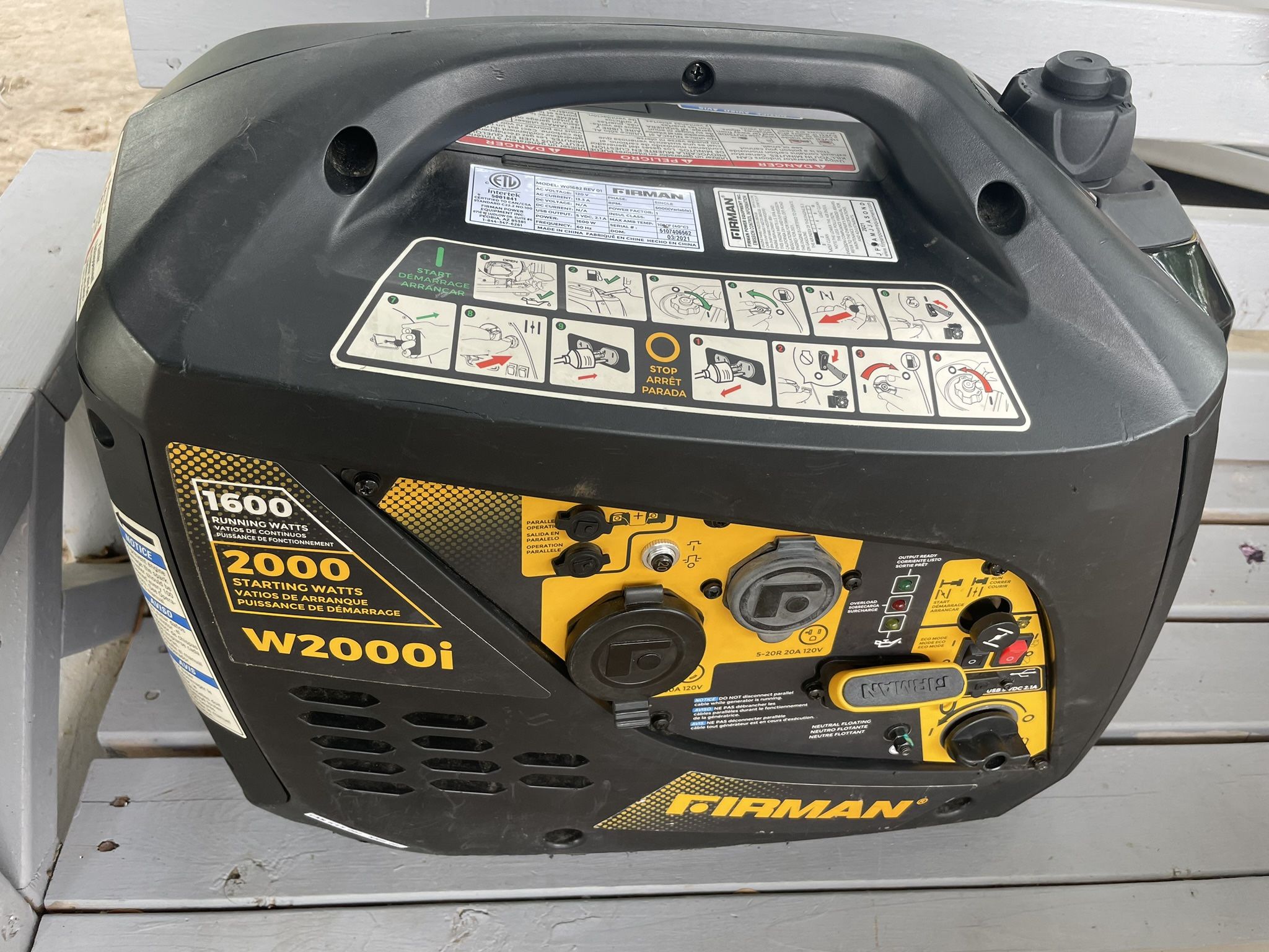 FIRMAN W01682F 2000/1600 Watt Recoil Start Inverter Generator